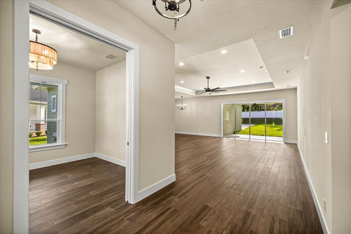 2703 SE 48th Ave Avenue