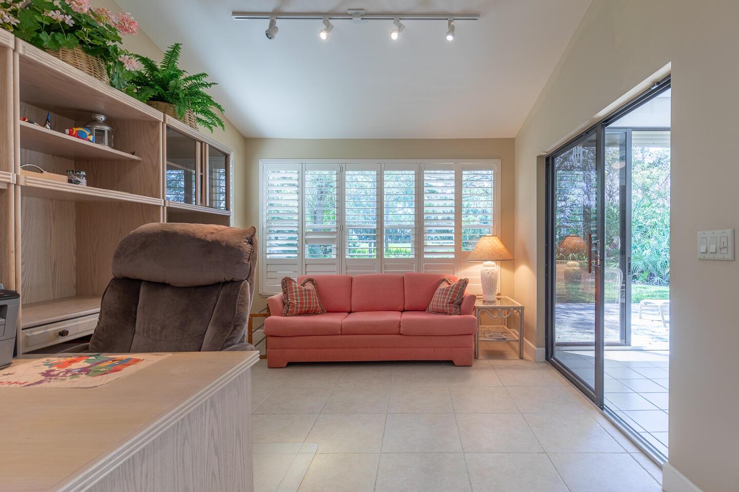 12803 NW Cinnamon Way