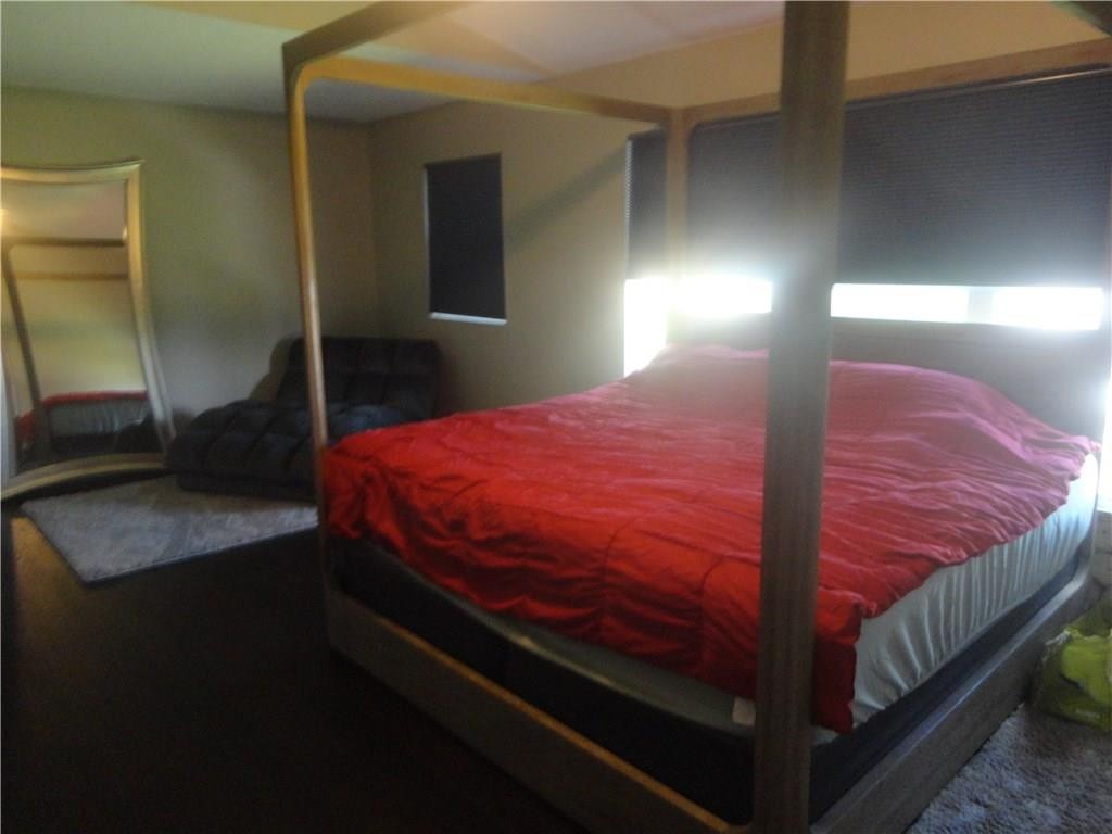 Coopers Grove 144-31 B - Residential