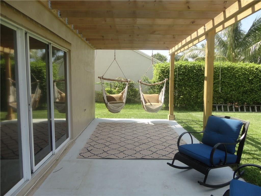 Coopers Grove 144-31 B - Residential