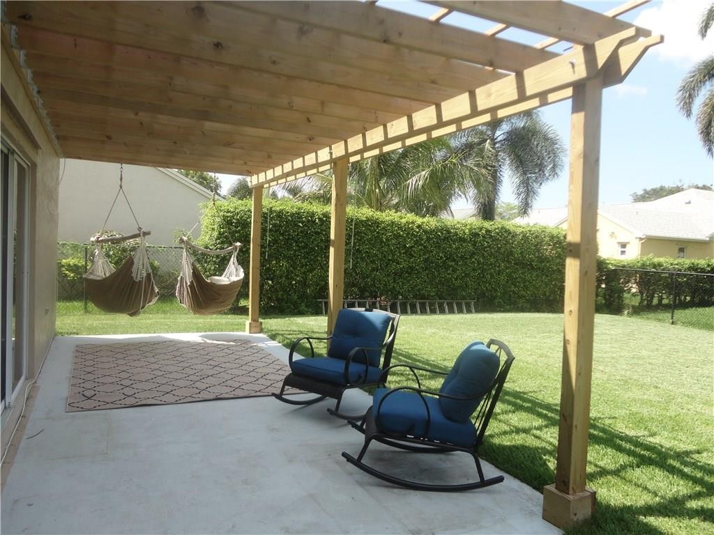 Coopers Grove 144-31 B - Residential
