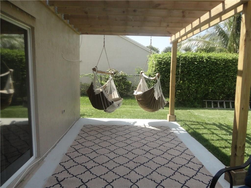 Coopers Grove 144-31 B - Residential