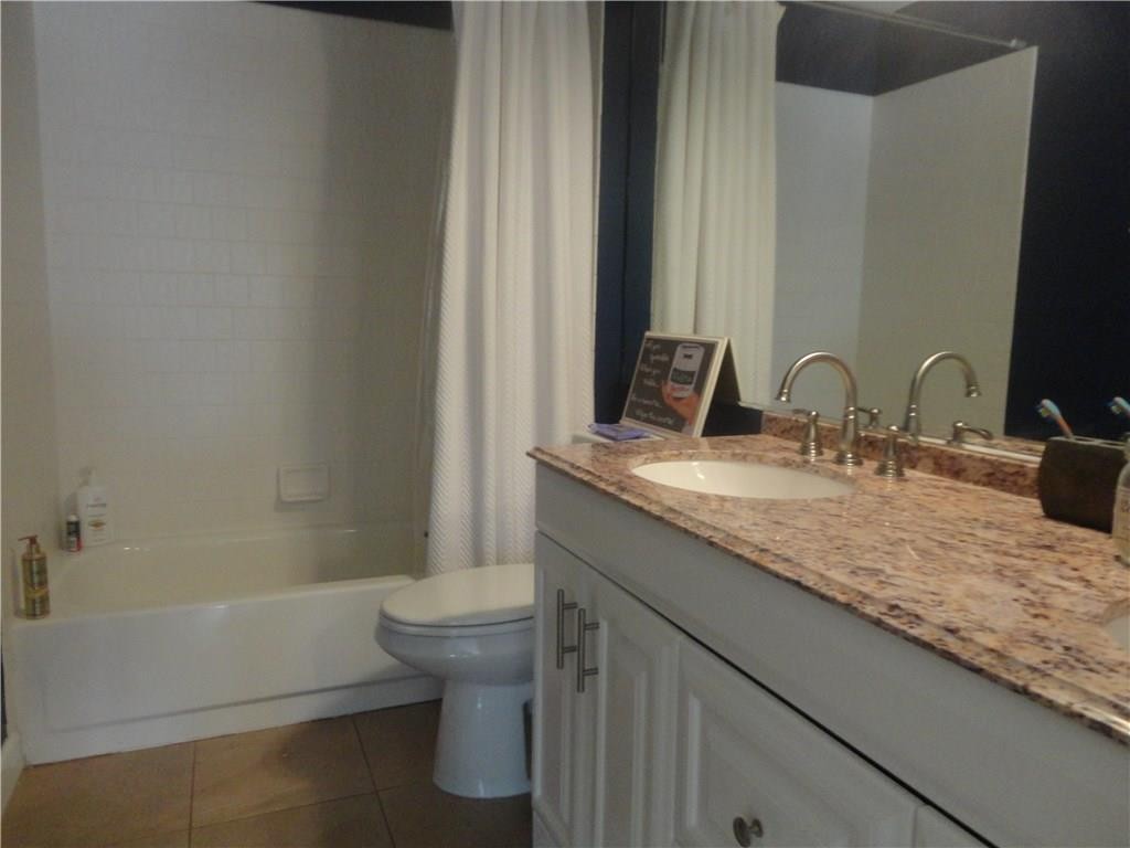 Coopers Grove 144-31 B - Residential