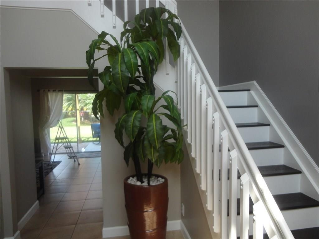 Coopers Grove 144-31 B - Residential