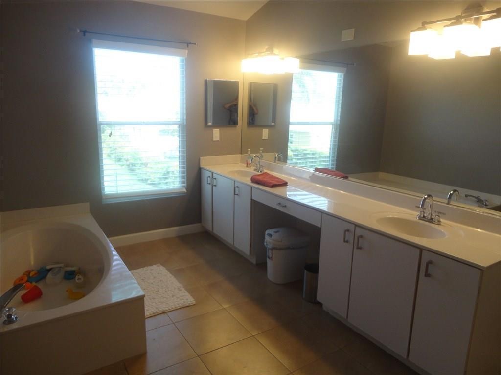 Coopers Grove 144-31 B - Residential