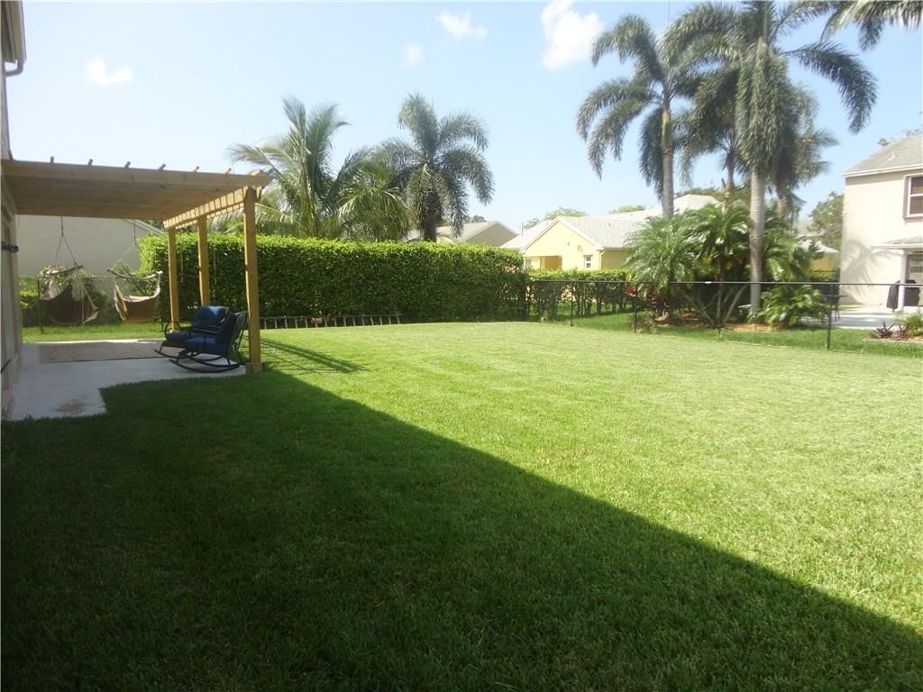 Coopers Grove 144-31 B - Residential