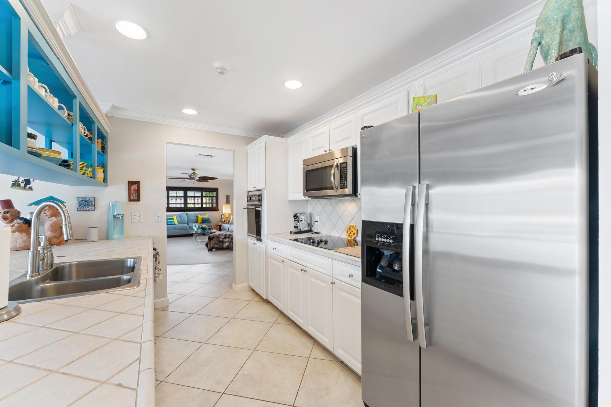 LAKE CLARKE WATERWAY ESTA - Residential