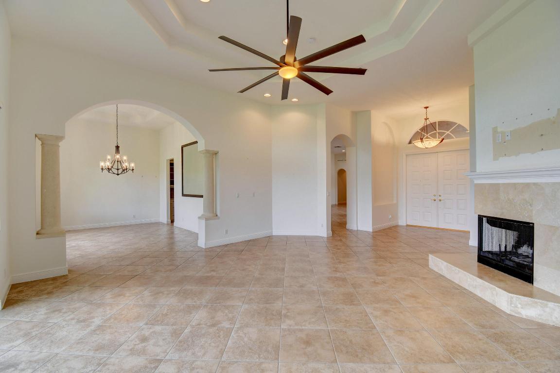 Mizner Country Club - Residential