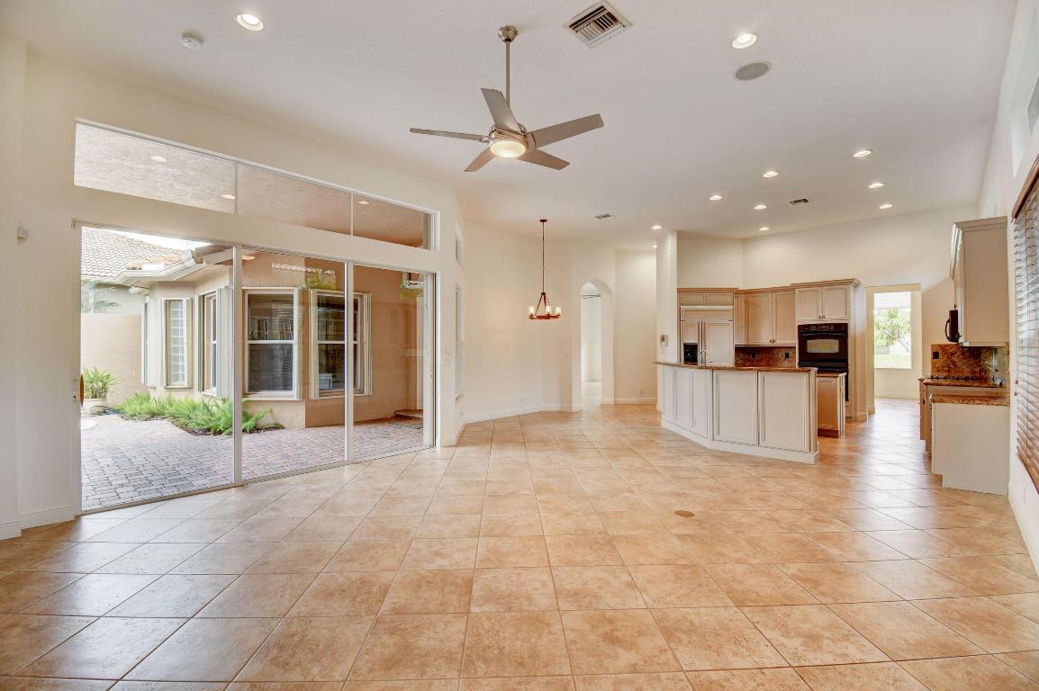 Mizner Country Club - Residential