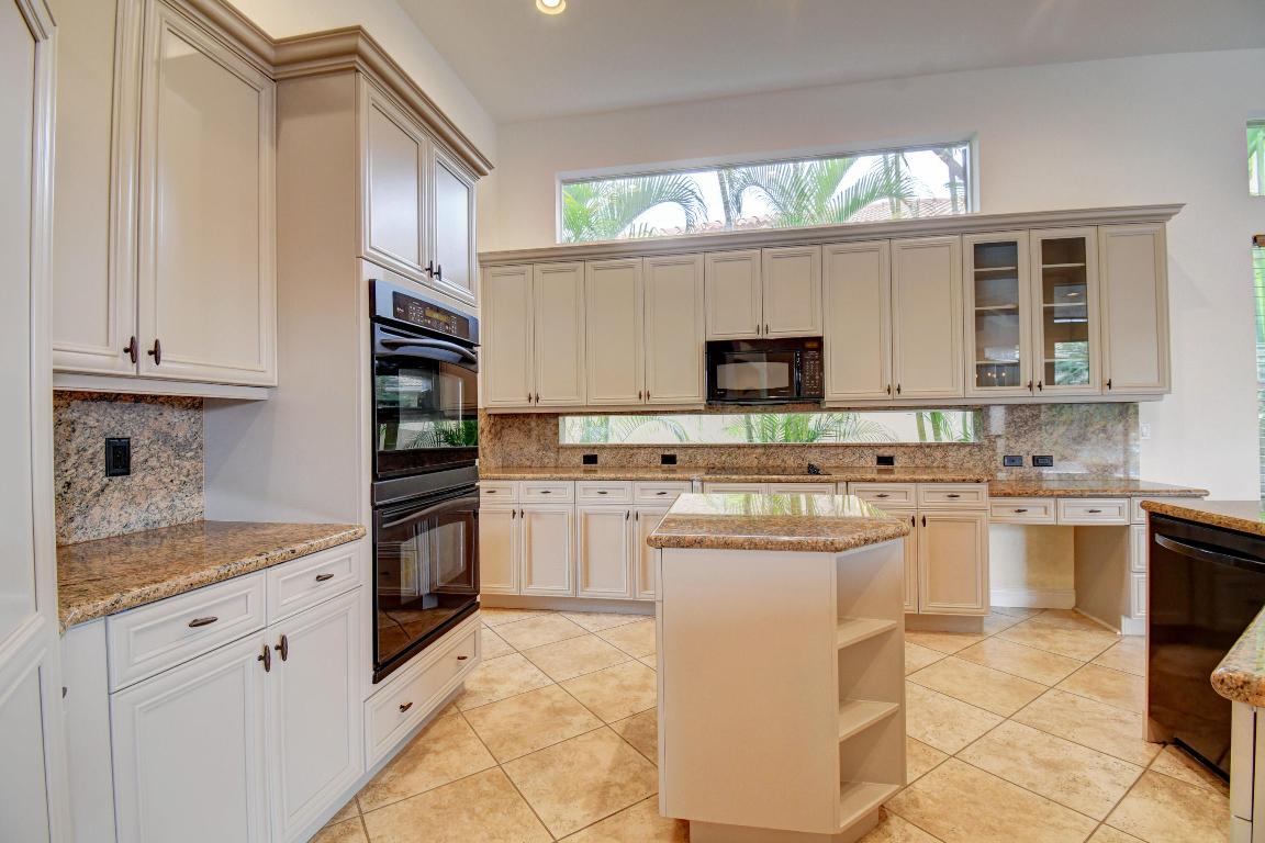 Mizner Country Club - Residential