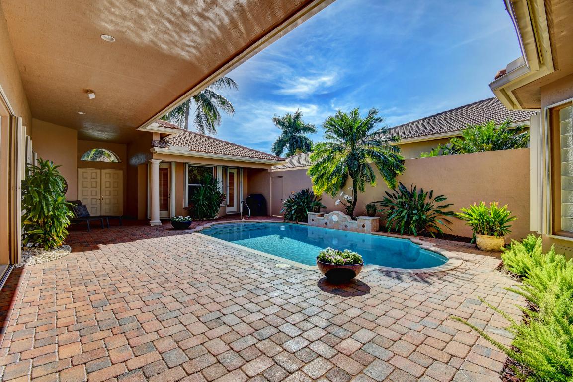 Mizner Country Club - Residential