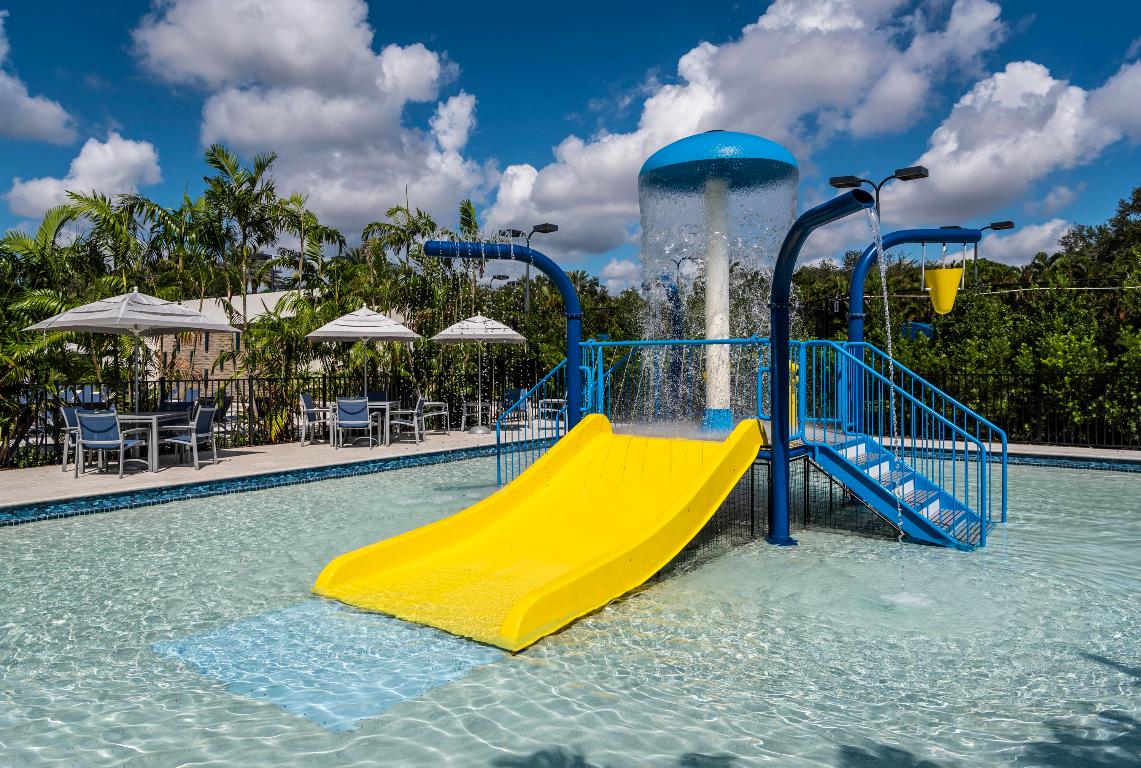 Mizner Country Club - Residential