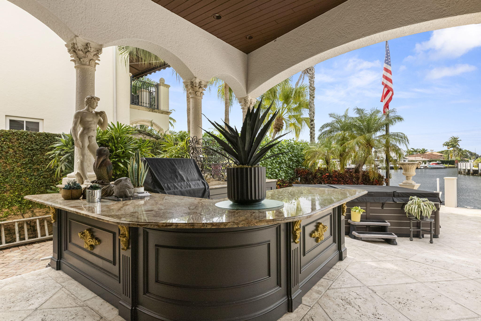 LIGHTHOUSE POINT 6TH SEC - Residential