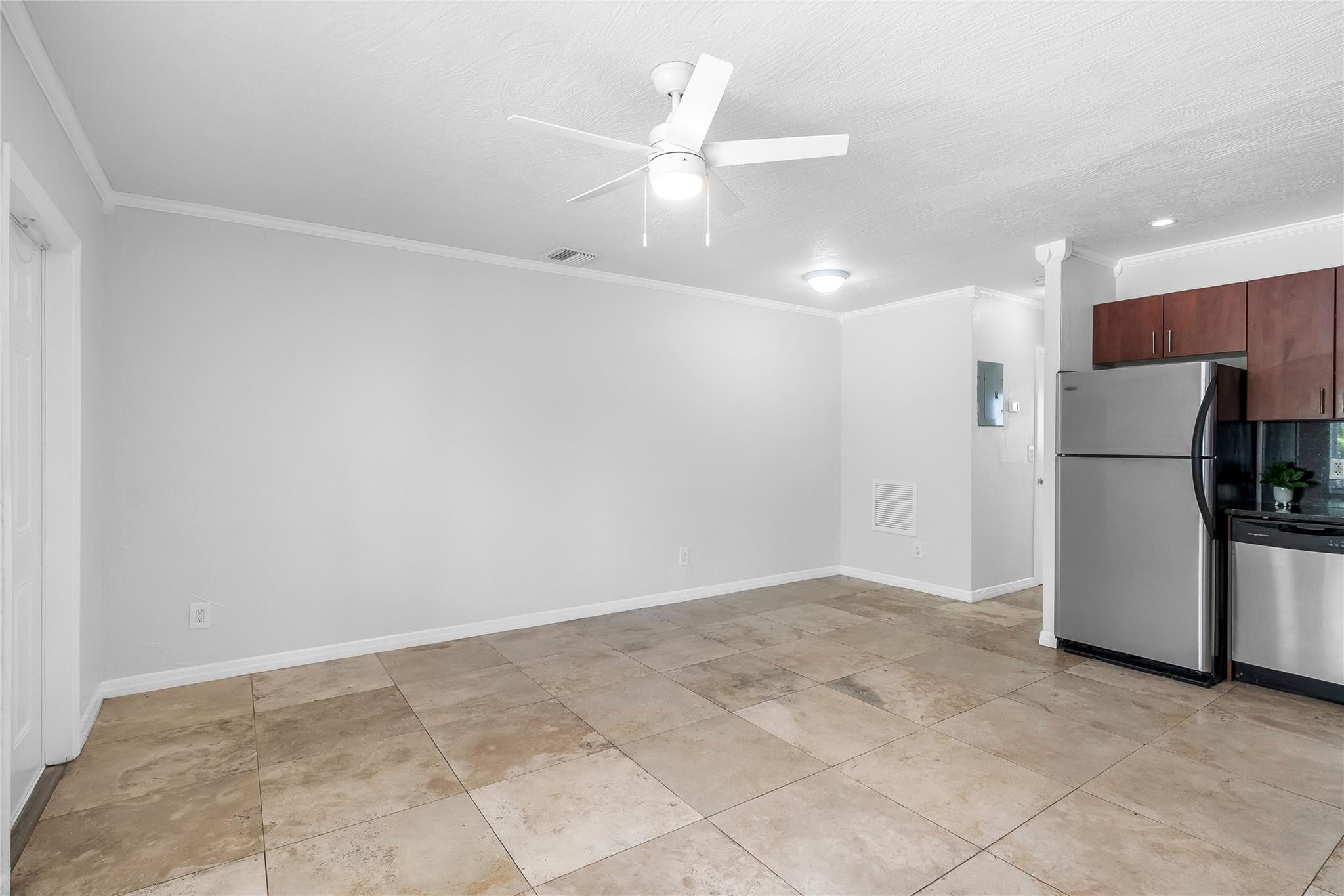 Lucaya Condo - Residential Lease