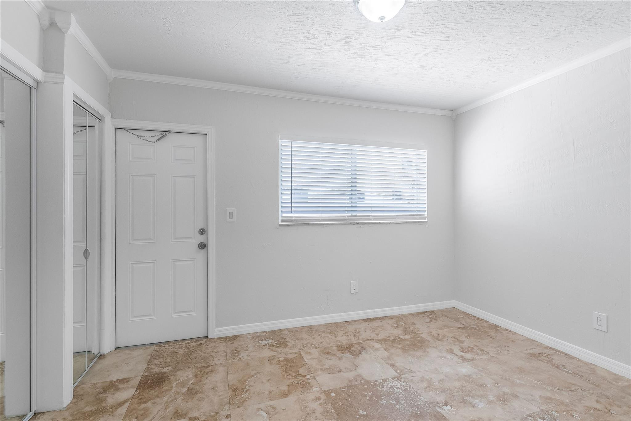 Lucaya Condo - Residential Lease