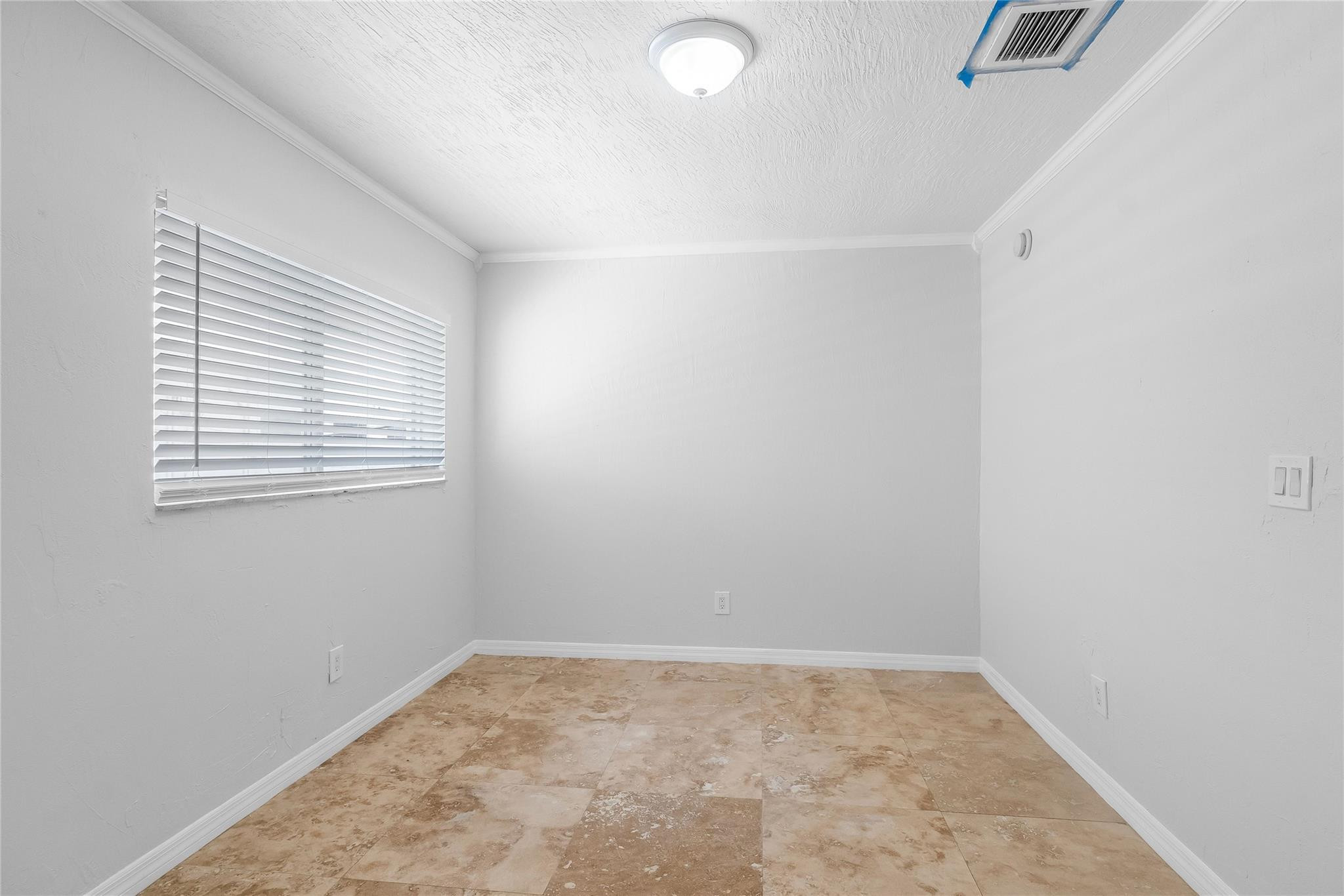 Lucaya Condo - Residential Lease