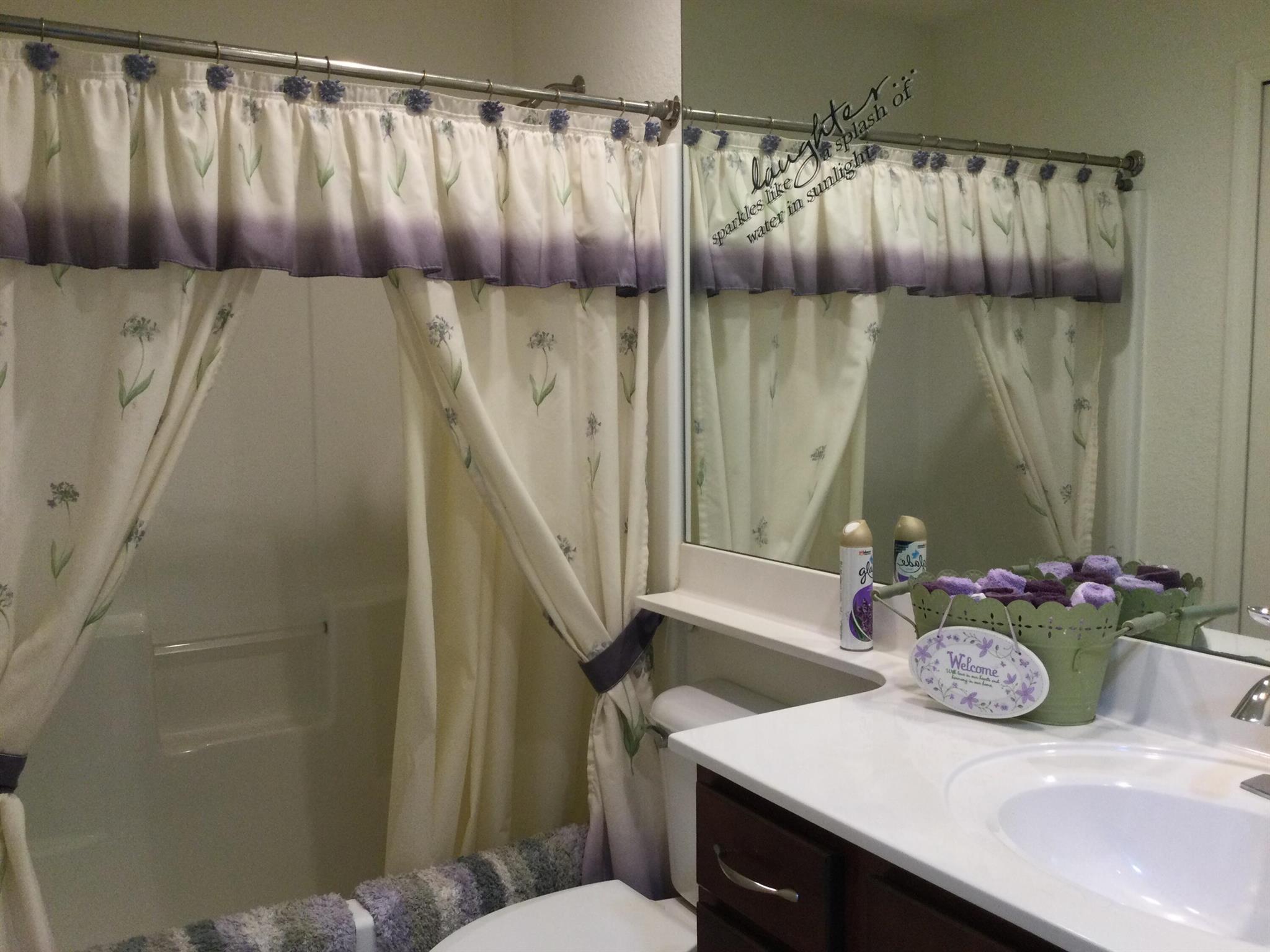 Spanish Lakes One Leaseho - Residential