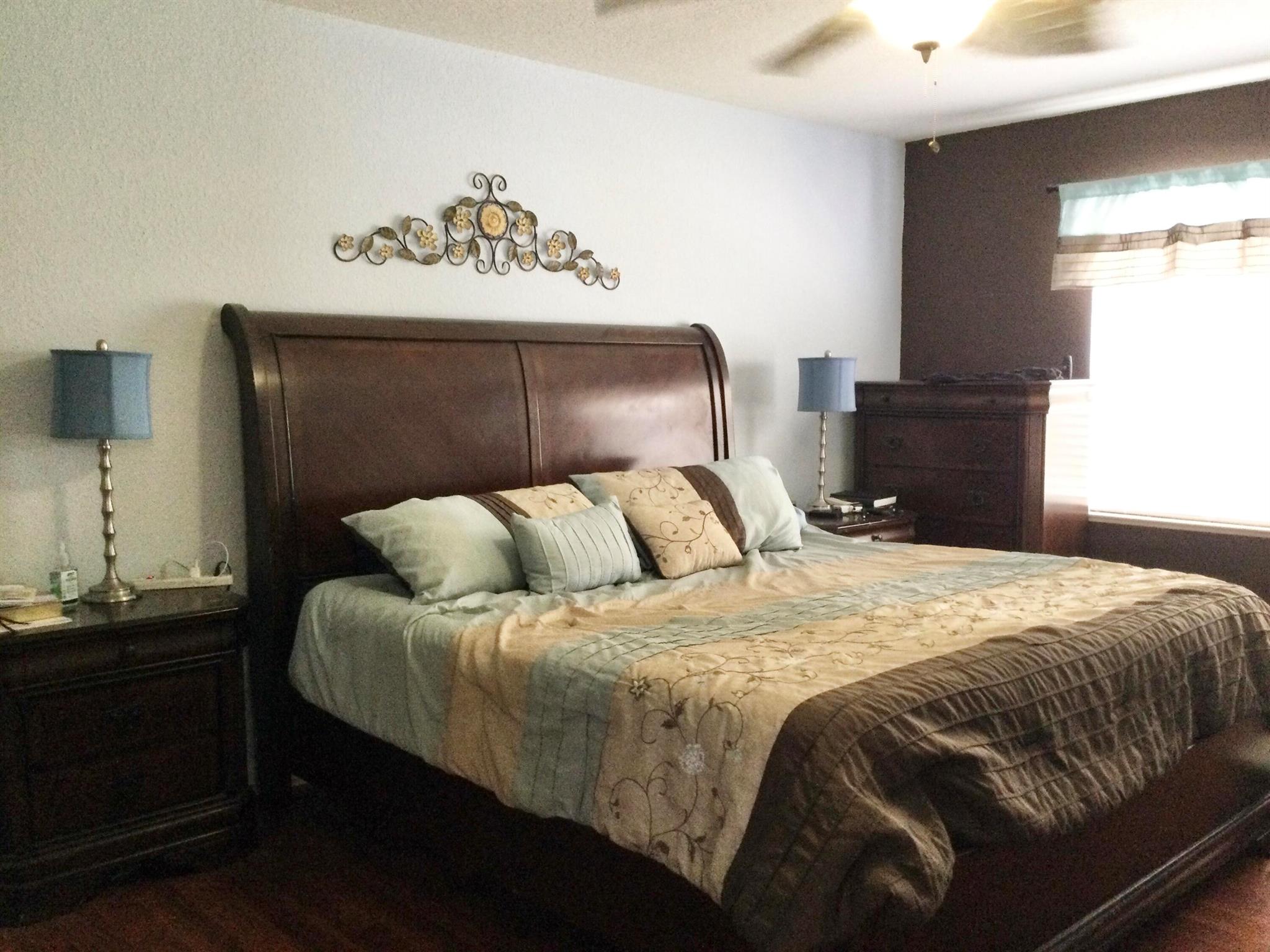 Spanish Lakes One Leaseho - Residential