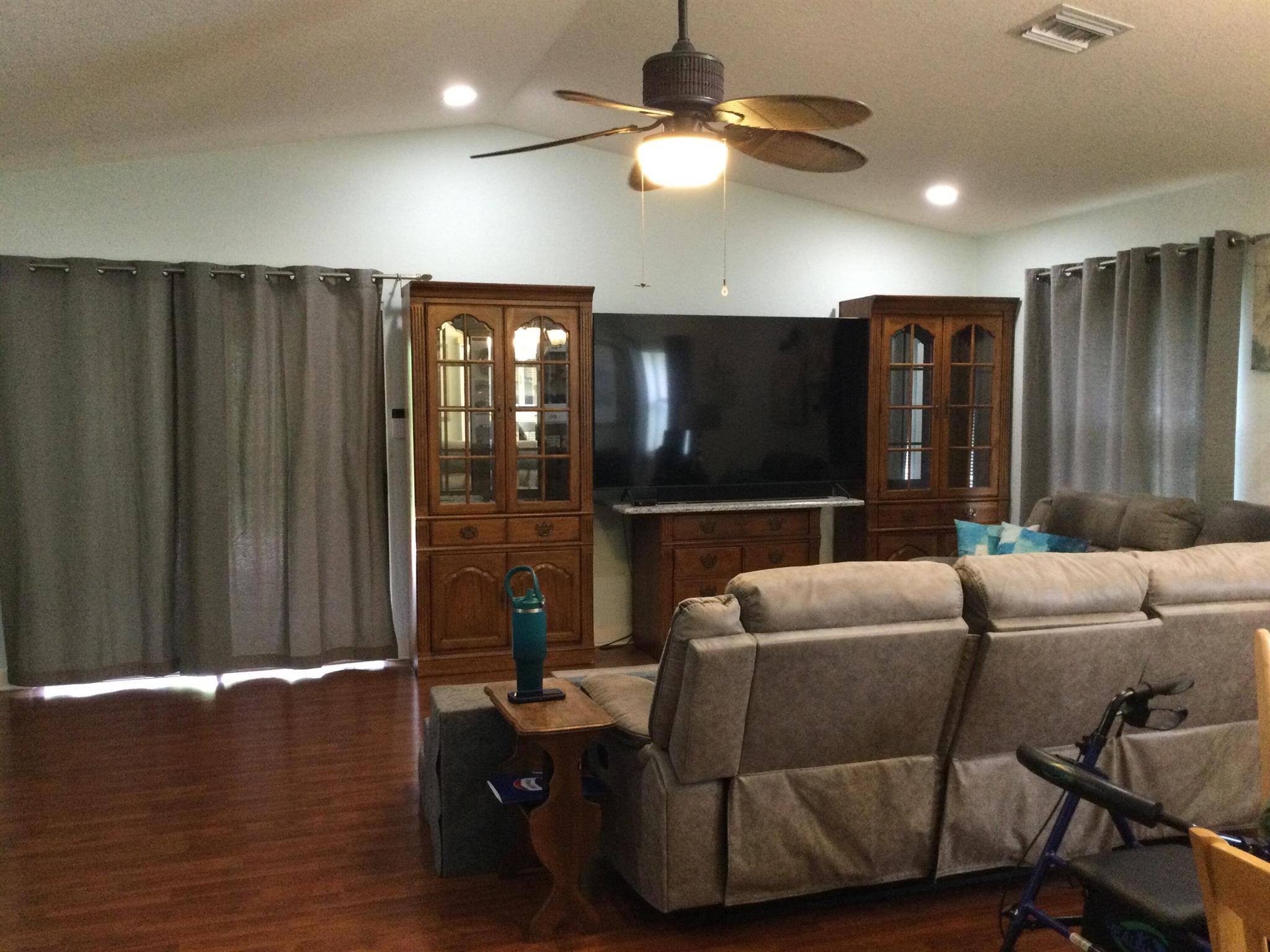 Spanish Lakes One Leaseho - Residential