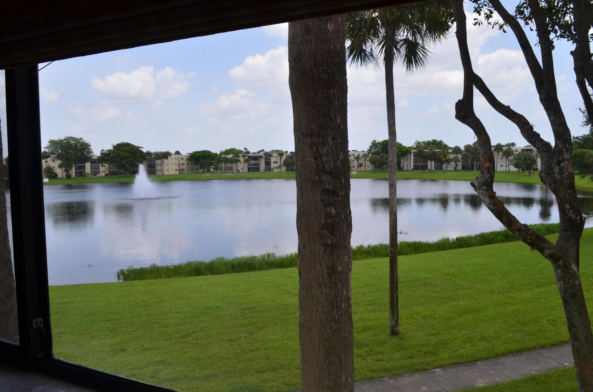 EVERGREEN CONDO - Residential