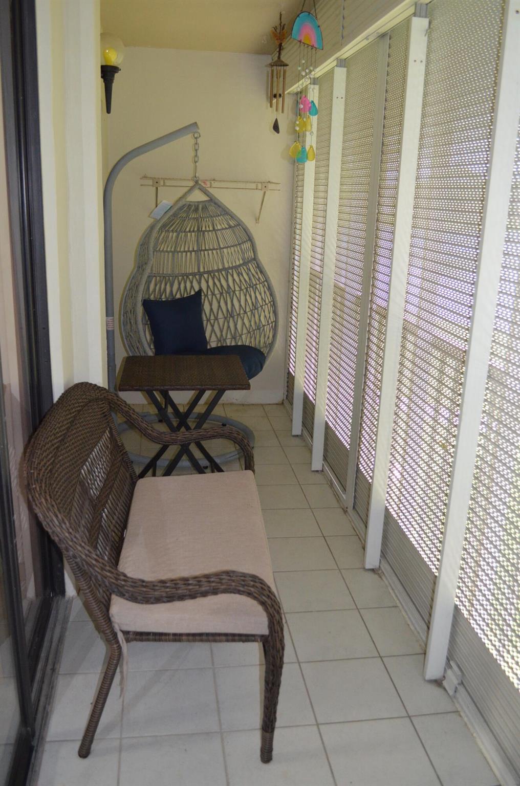 EVERGREEN CONDO - Residential