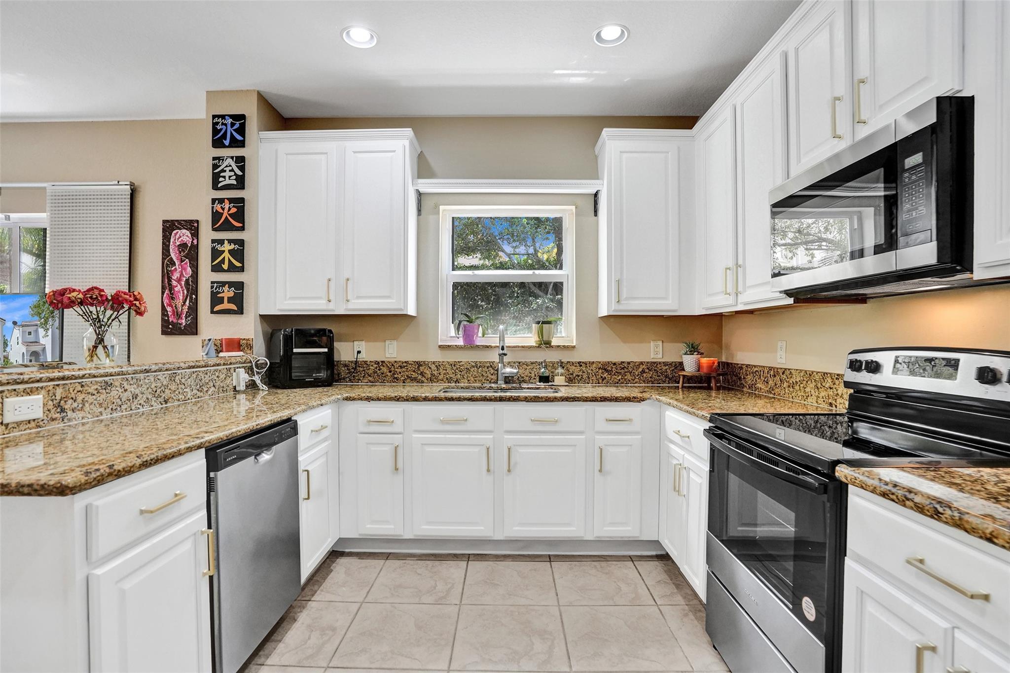 Lakeview West / Vizcaya - Residential