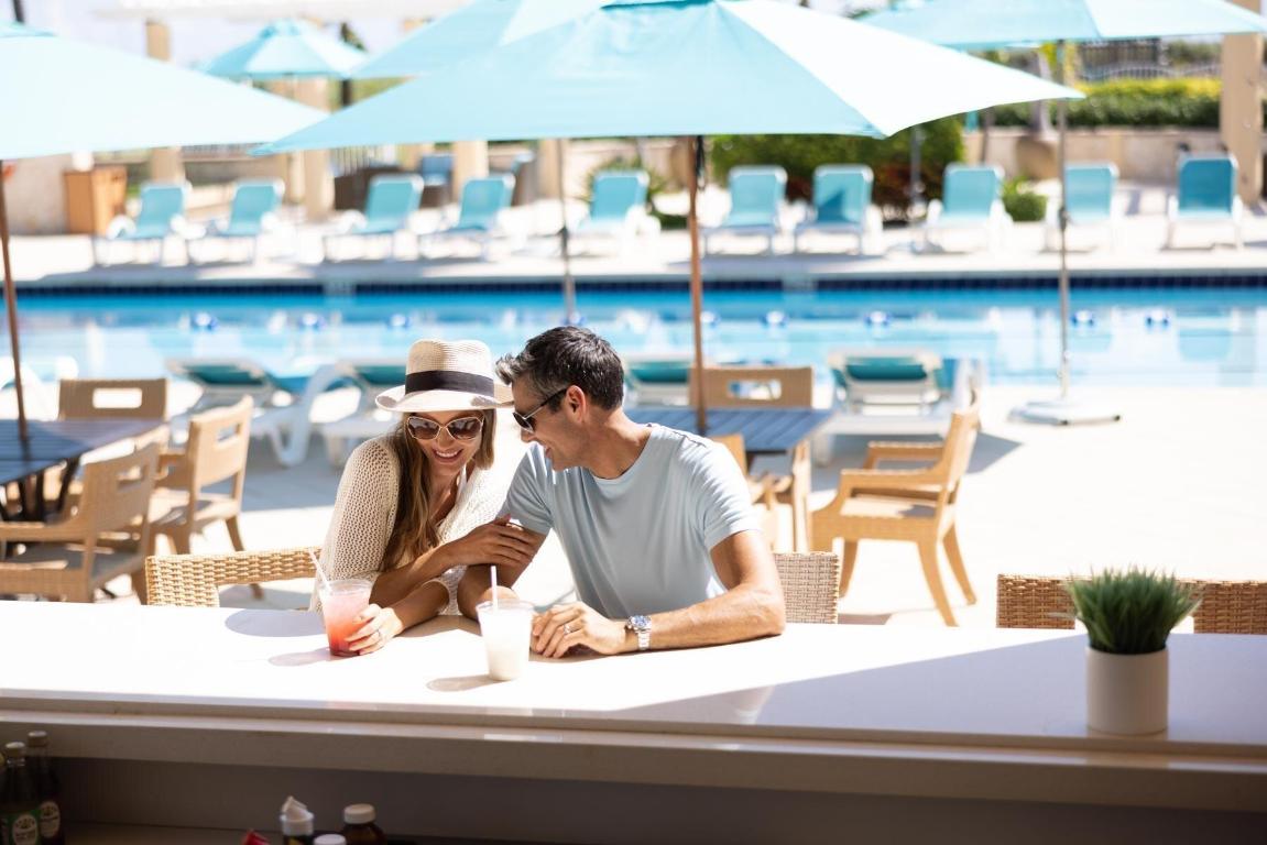 SAILFISH POINT - Residential