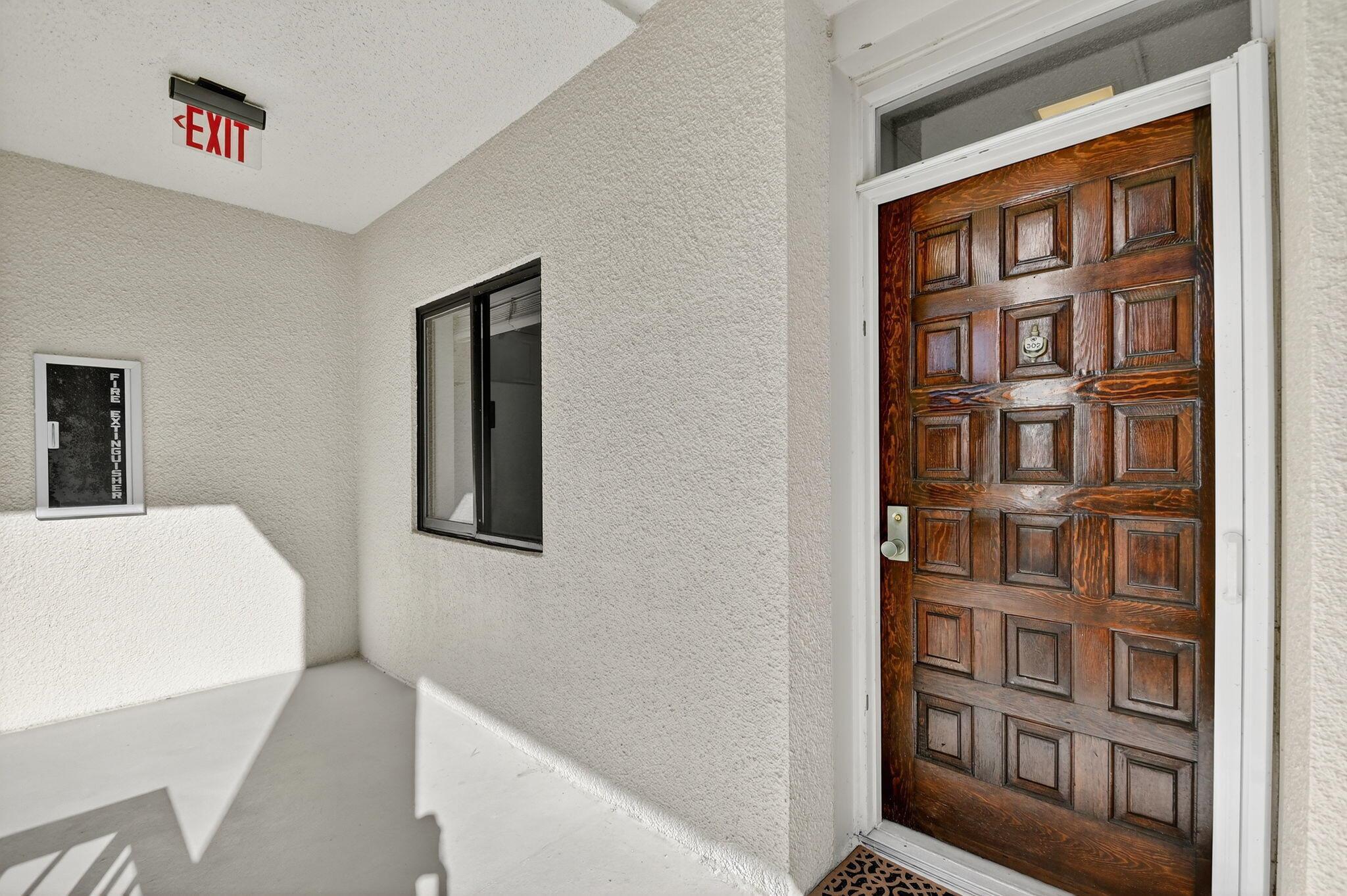 2500 Presidential Way 302