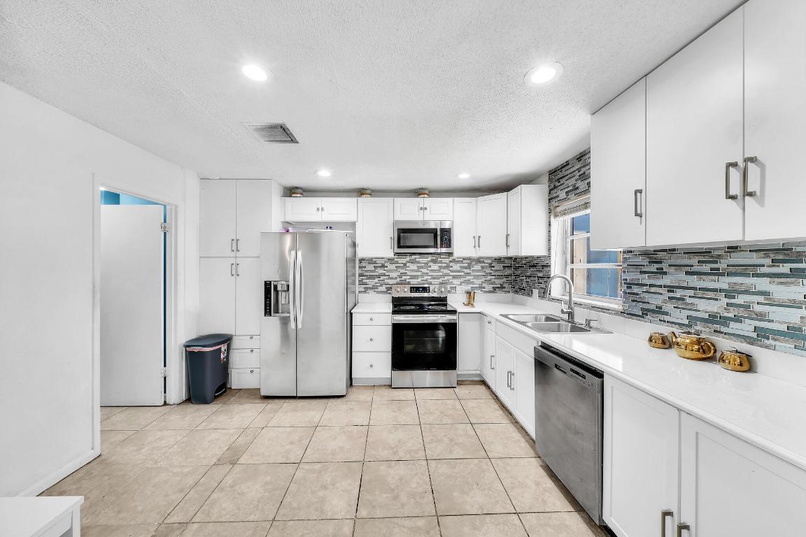 PORT ST LUCIE SECTION 2 - Residential