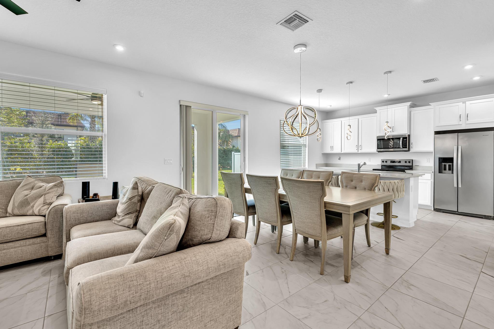 FOREST OAKS - Residential