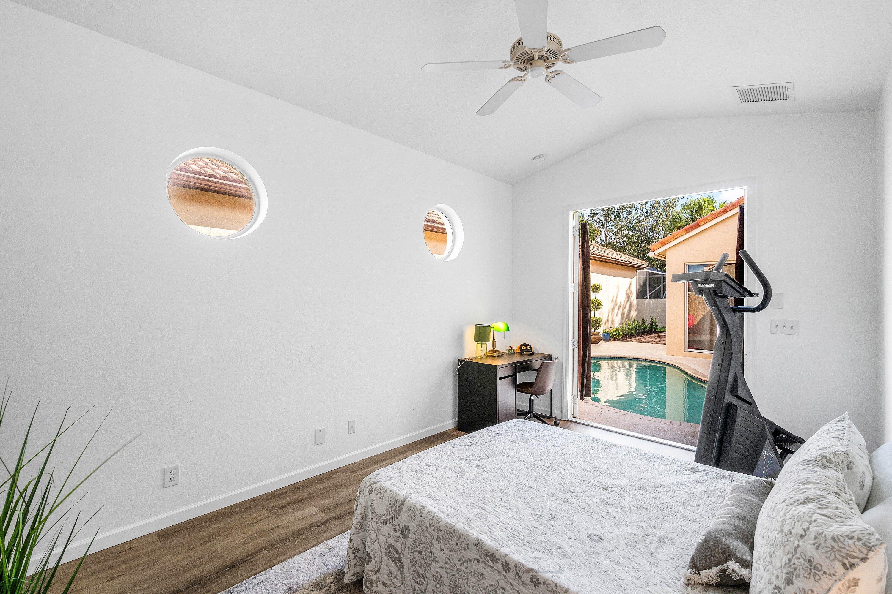 GATEWAY GARDENS - Residential