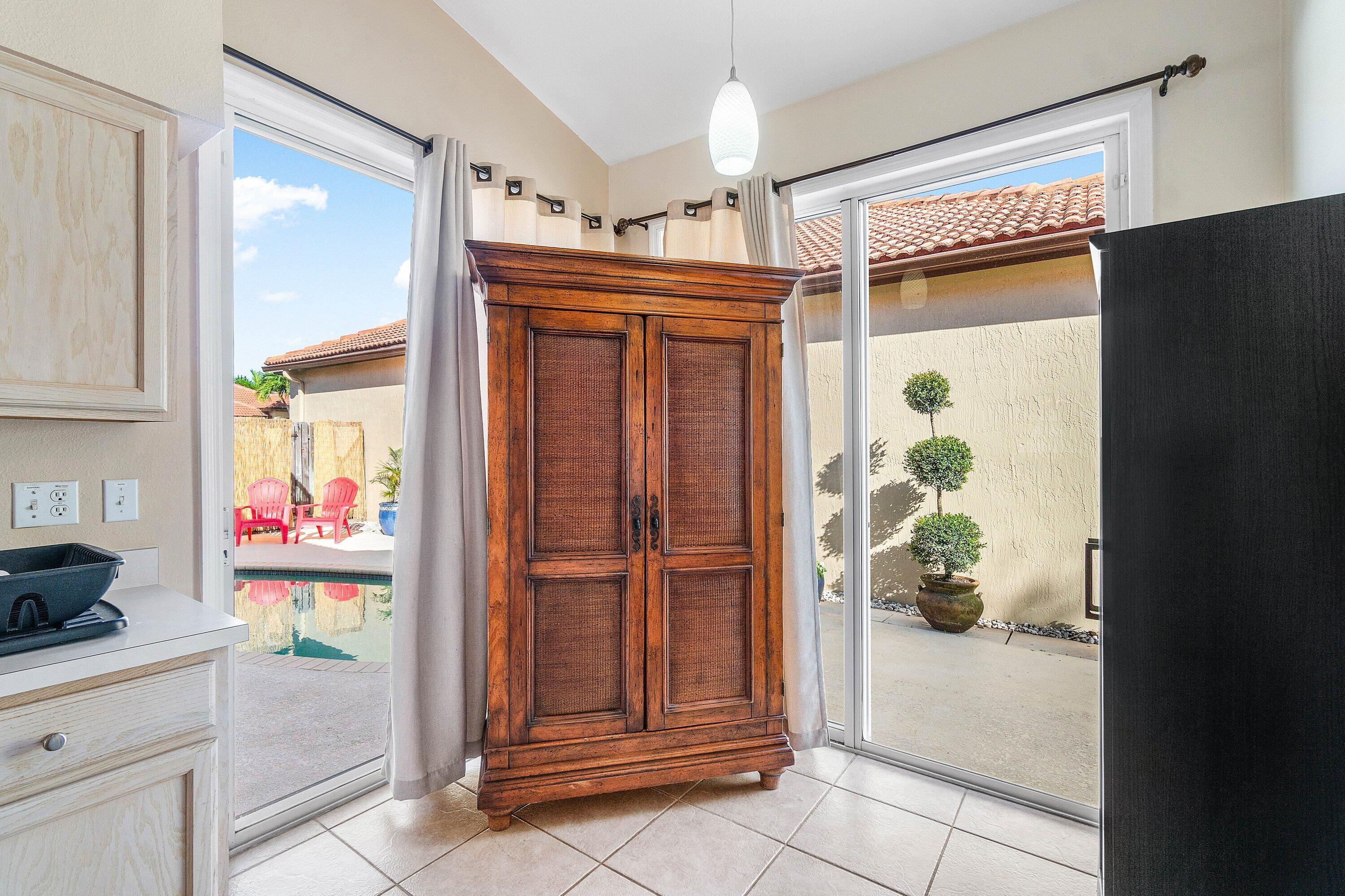 GATEWAY GARDENS - Residential