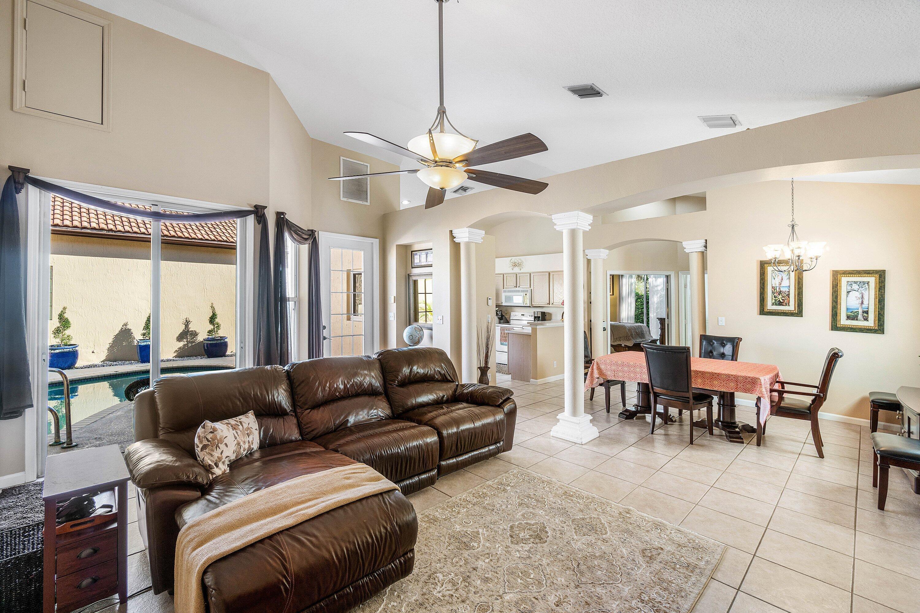 GATEWAY GARDENS - Residential