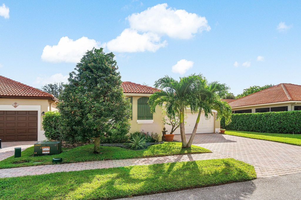 Photo of 8094 Sago Palm Lane, Boynton Beach, FL 33436 (MLS # B26011861)
