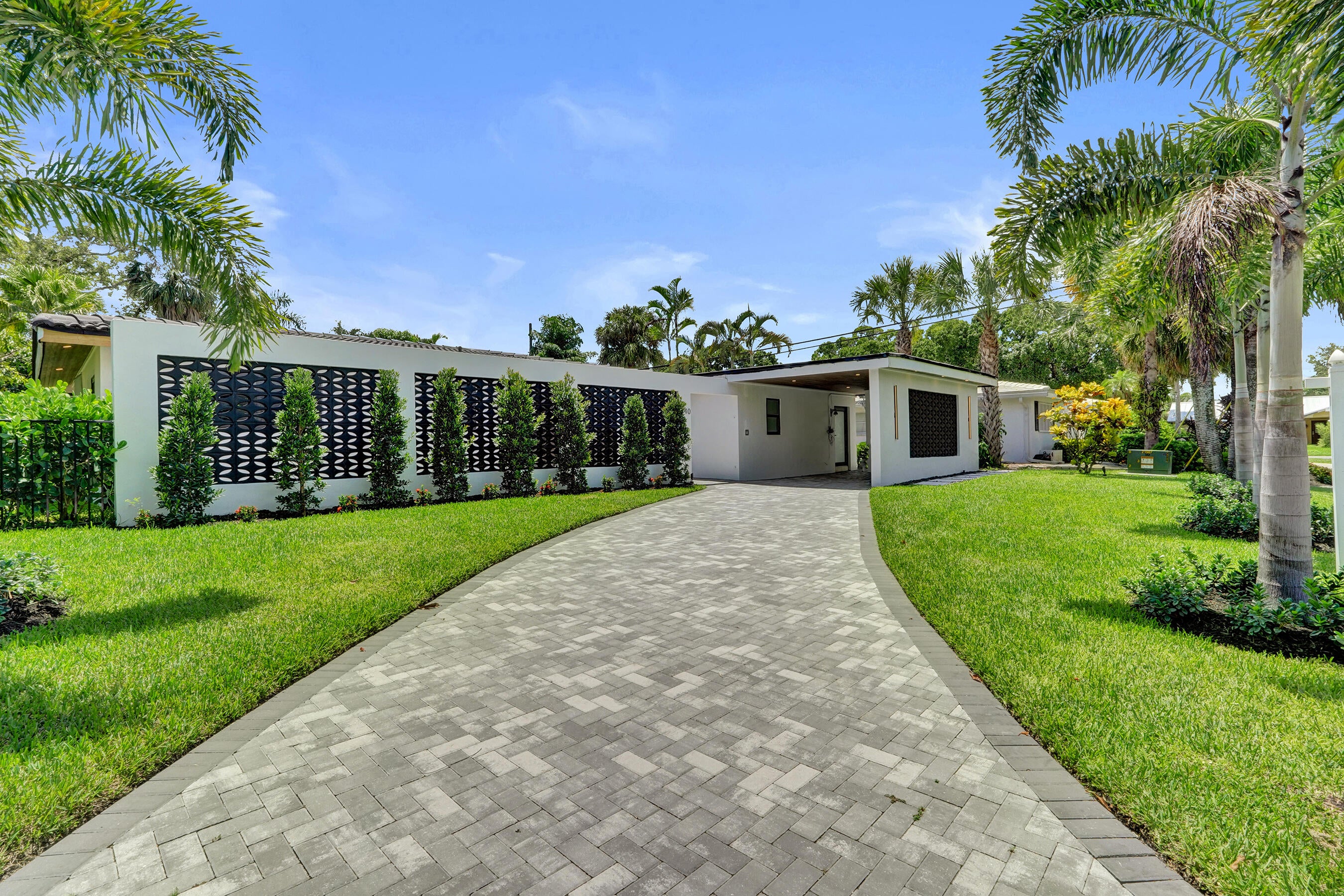840 SW 3RD Street