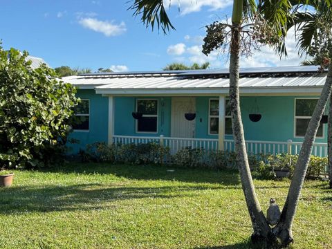 607 SE Cortez Avenue Stuart FL 34994