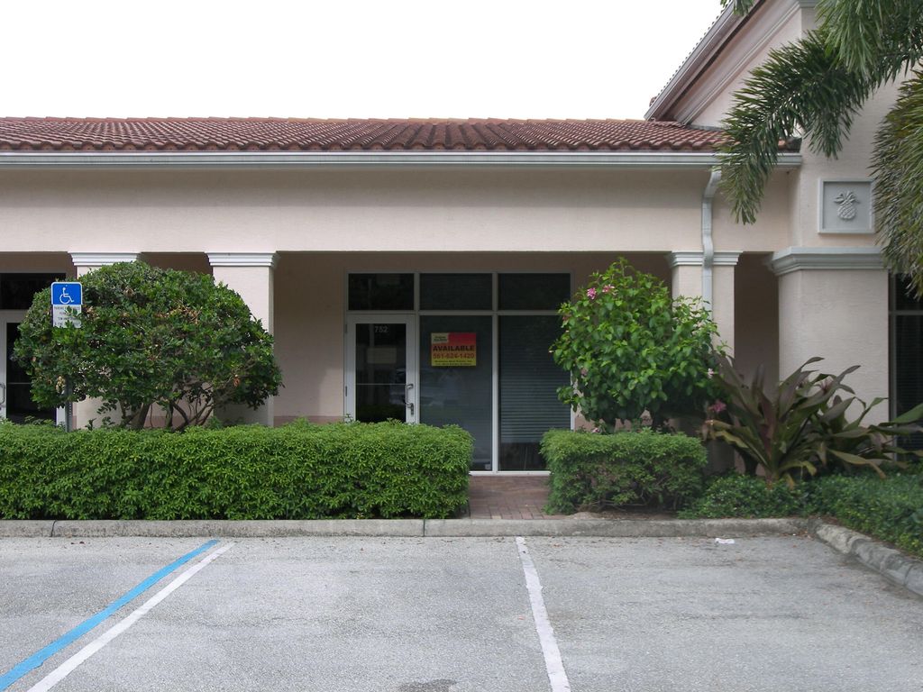 Photo of 752 N Us Highway 1 #752, Tequesta, FL 33469 (MLS # R10870400)