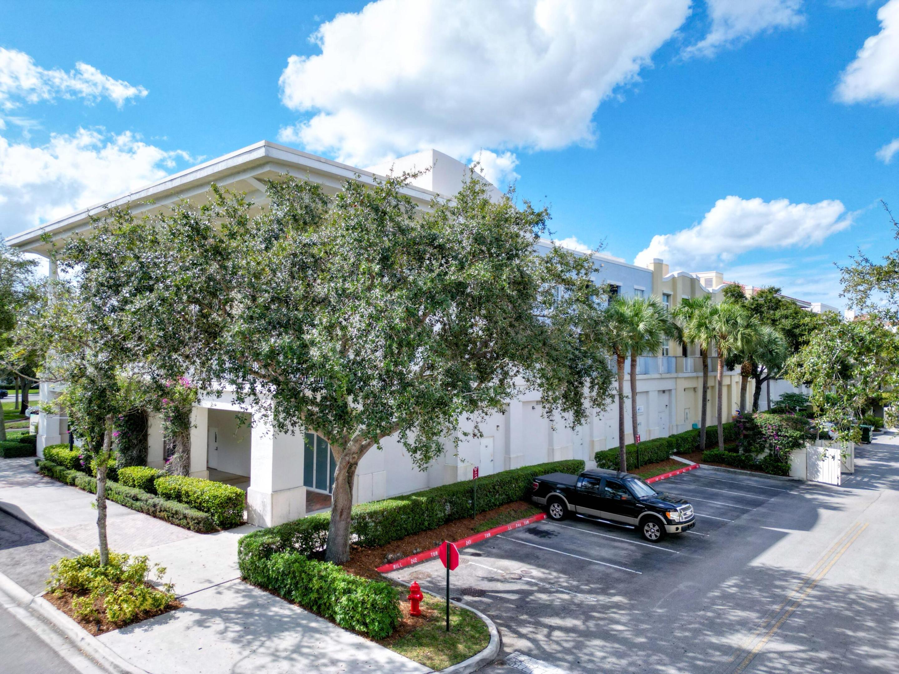 VILLAGE AT ABACOA CONDO - Residential Lease