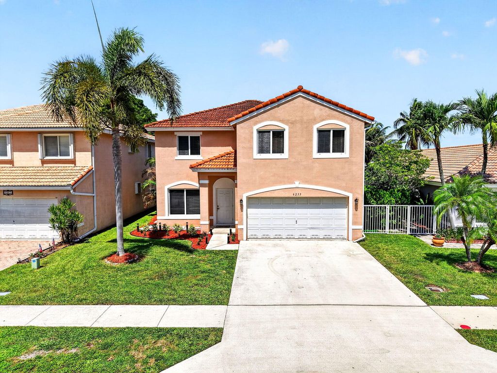Photo of 6233 WILLOUGHBY Circle, Lake Worth, FL 33463 (MLS # B26055684)