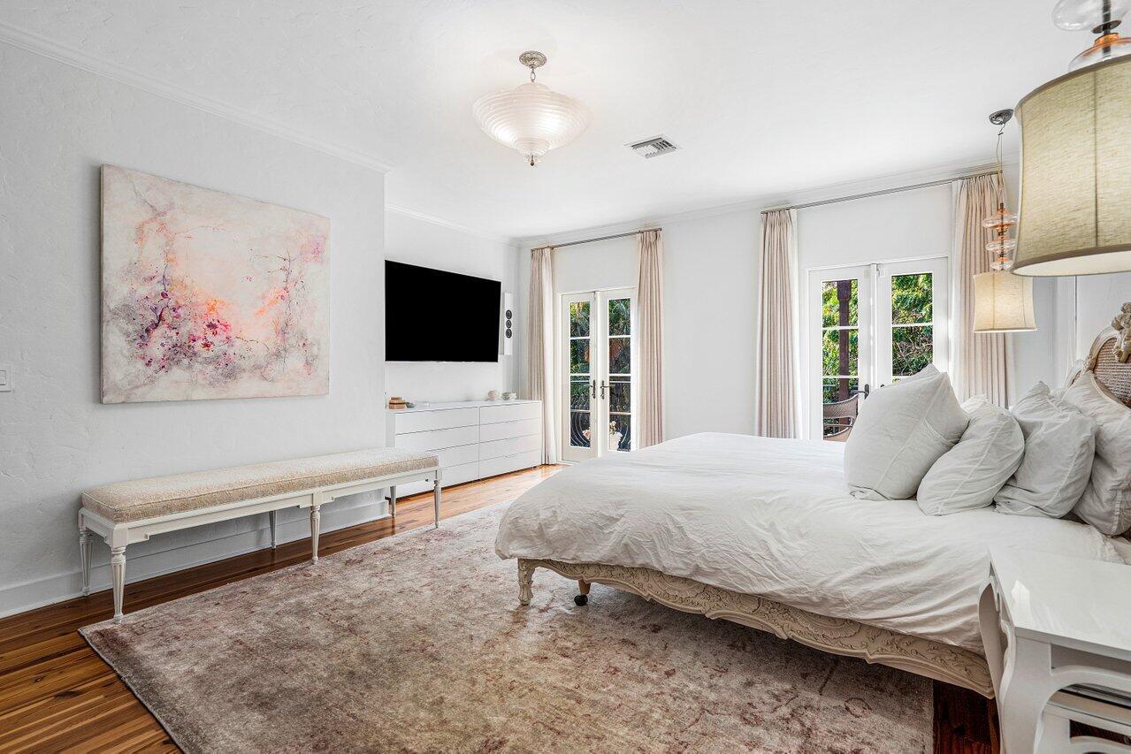 OLD FLORESTA - Residential