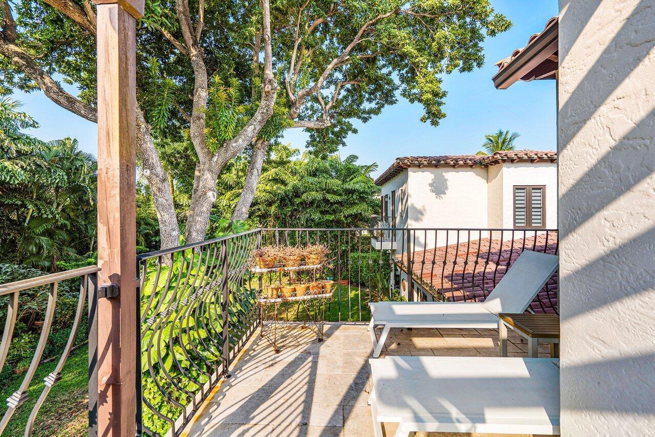 OLD FLORESTA - Residential