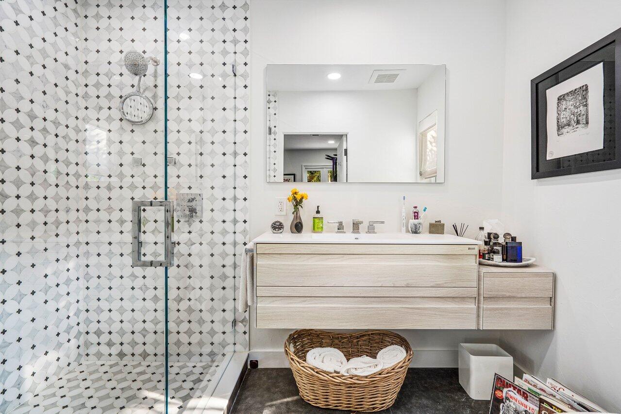 OLD FLORESTA - Residential