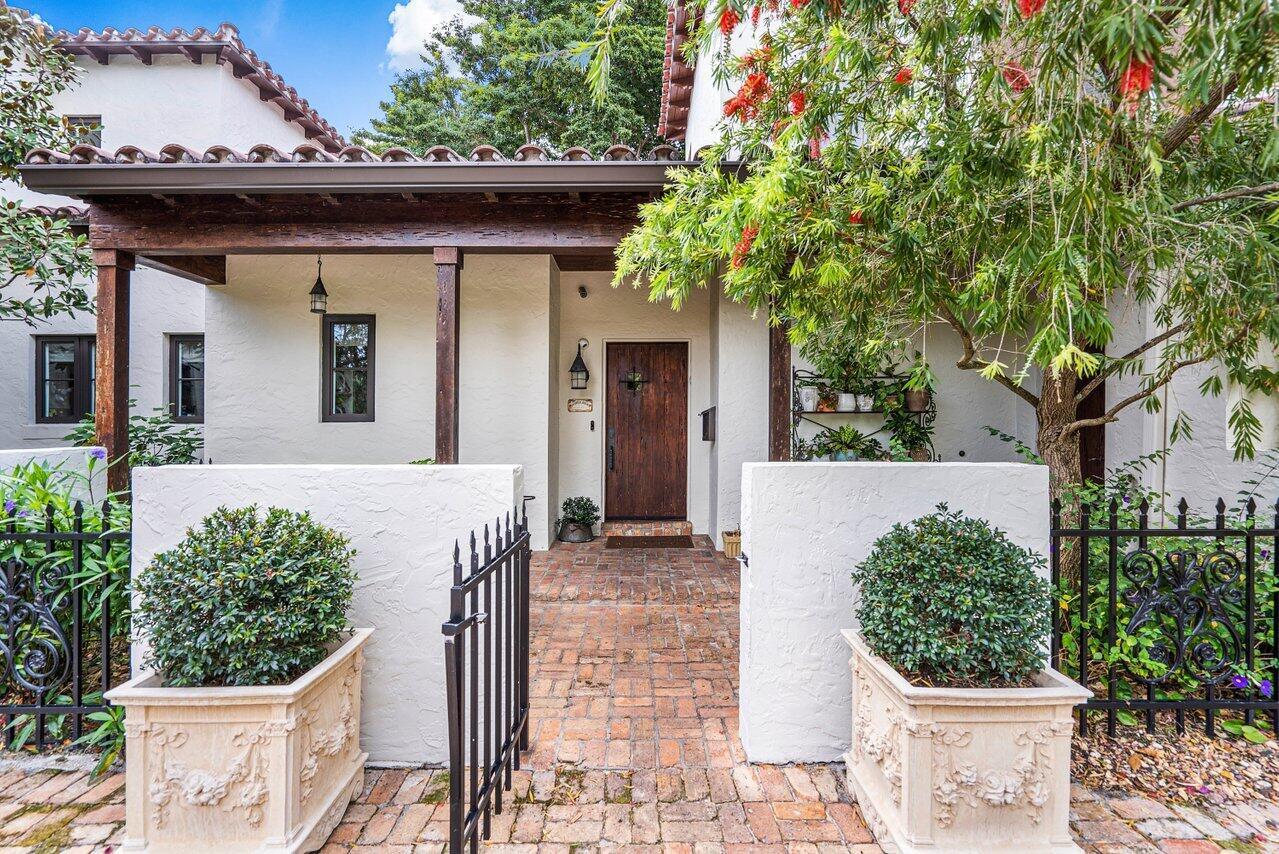 OLD FLORESTA - Residential