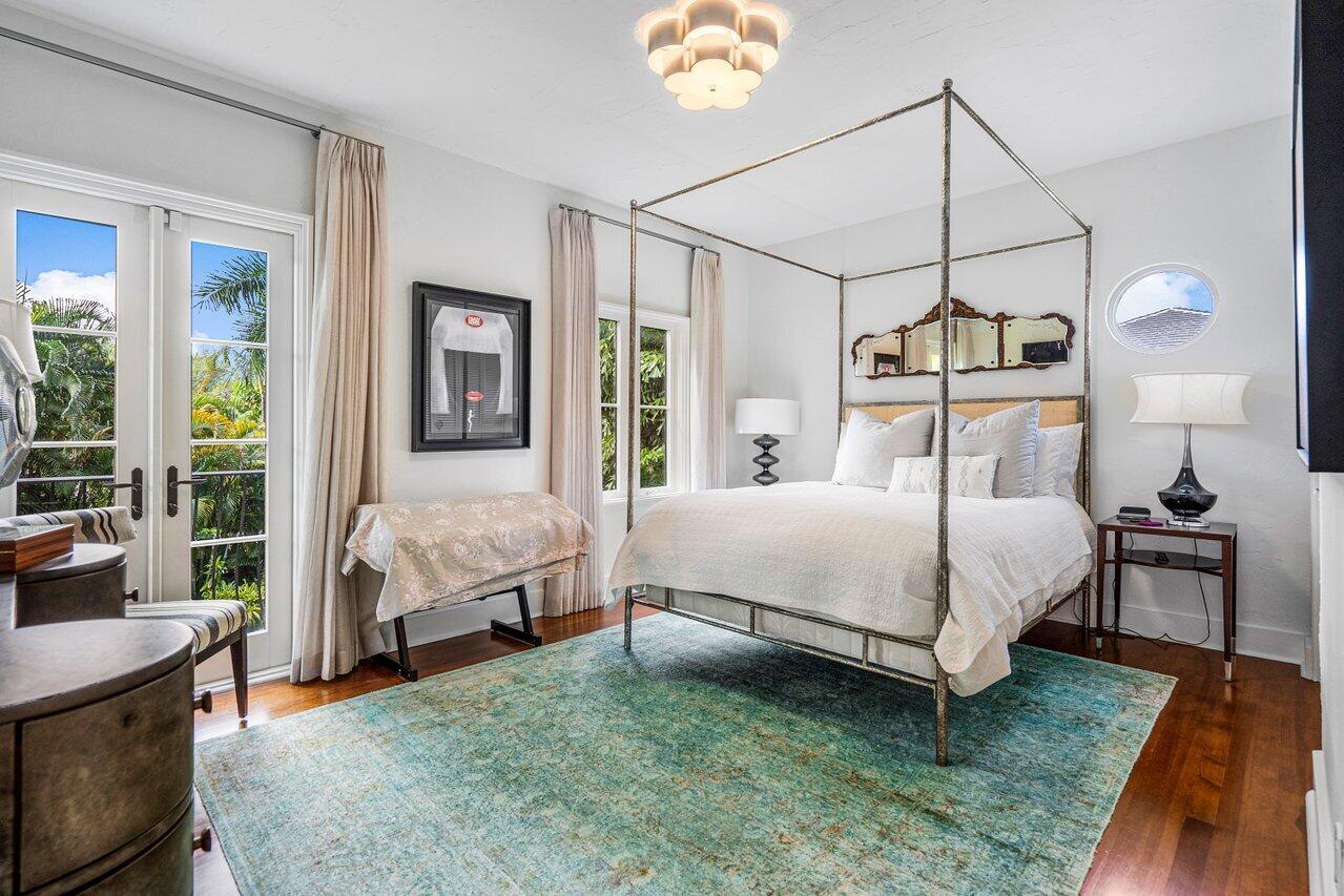 OLD FLORESTA - Residential