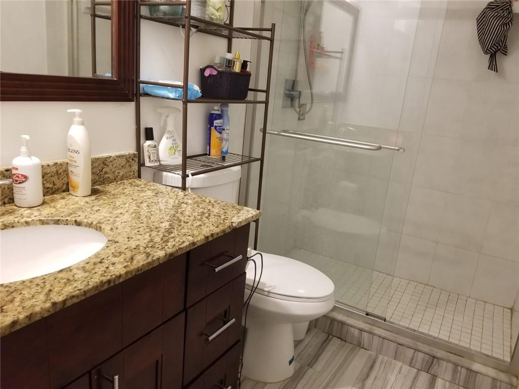 TOWNHOMES OF ORIOLE - Residential