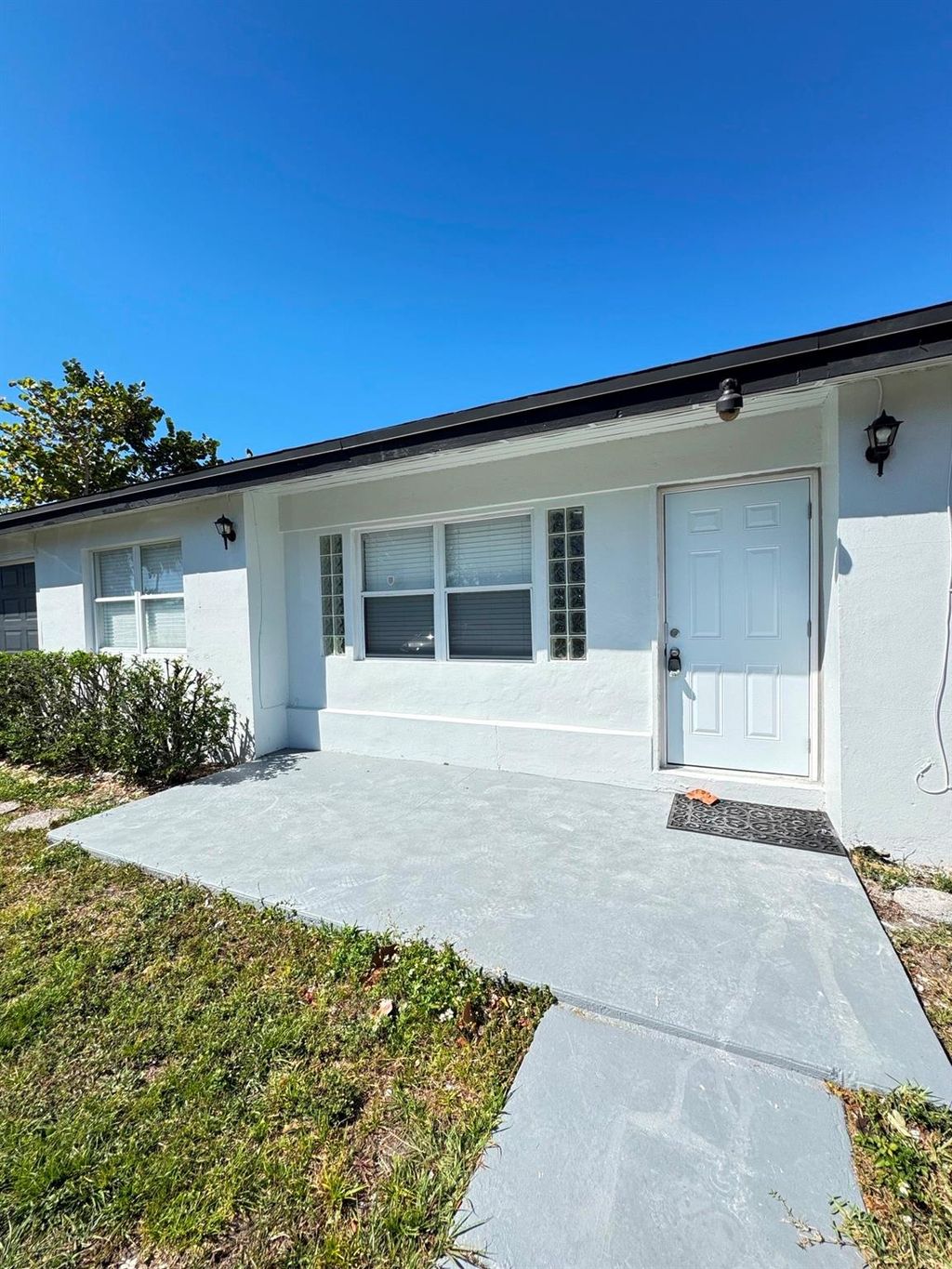 Photo of 3829 Ocala Road, Lake Worth, FL 33462 (MLS # F10491940)
