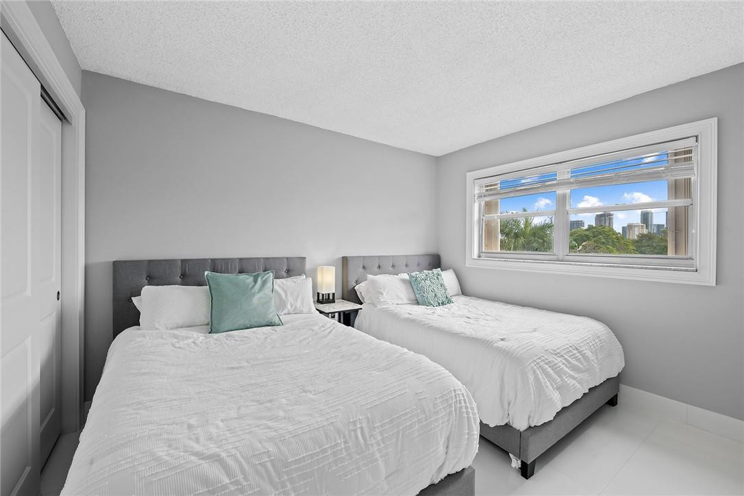 RIVER REACH - Residential