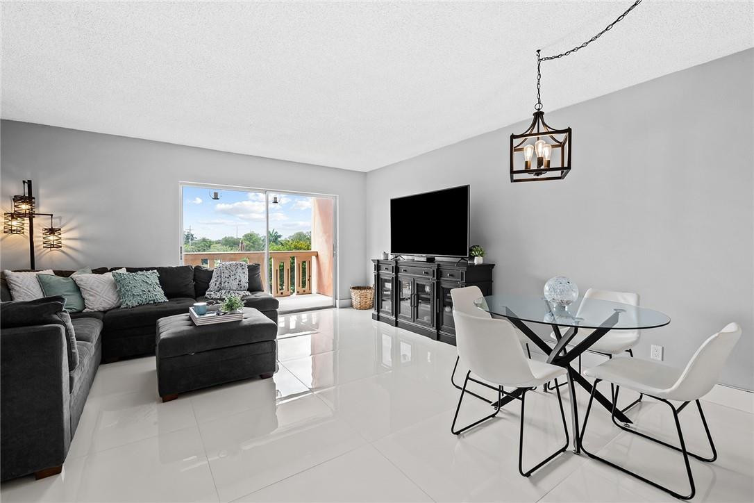 RIVER REACH - Residential