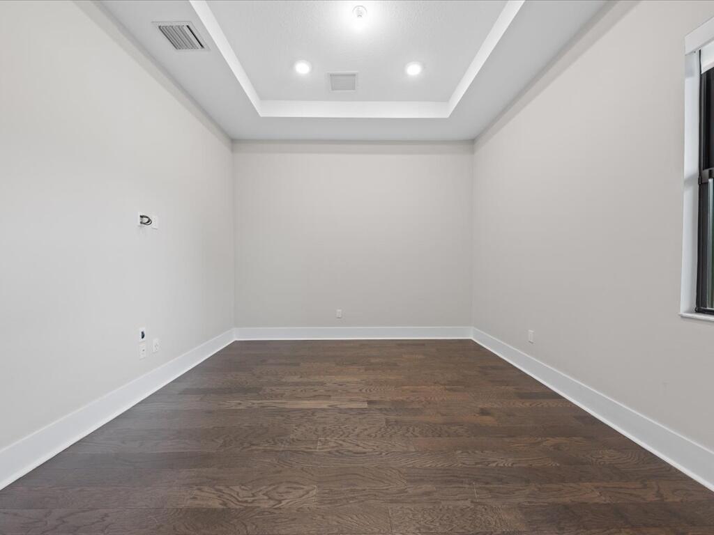 CRESSWIND PALM BEACH - Residential
