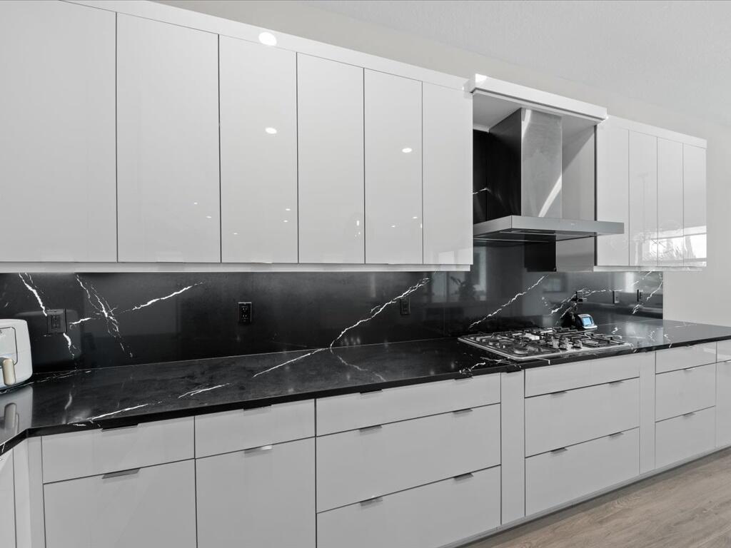 CRESSWIND PALM BEACH - Residential
